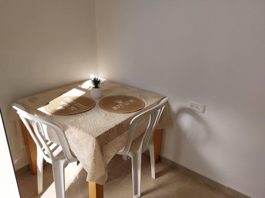 Appartamento Oded Inviting Housing Gerusalemme Esterno foto